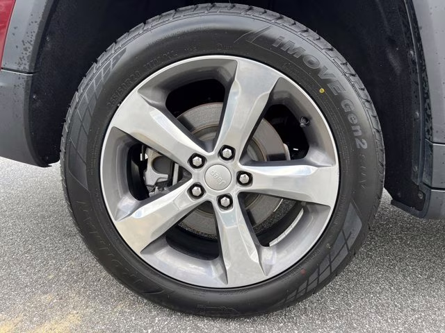 2021 Velvet Red Pearlcoat Jeep Grand Cherokee L Limited 4X4 SUV