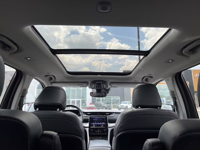 2021 Velvet Red Pearlcoat Jeep Grand Cherokee L Limited 4X4 SUV