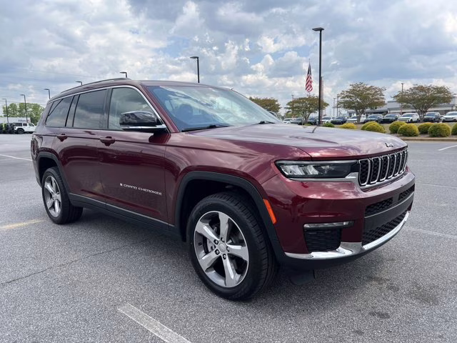 2021 Velvet Red Pearlcoat Jeep Grand Cherokee L Limited 4X4 SUV