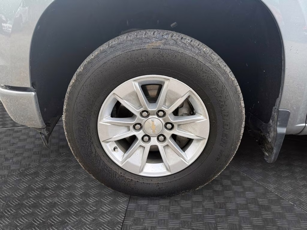 2023 Sterling Gray Metallic Chevrolet Silverado 1500 Custom RWD Truck