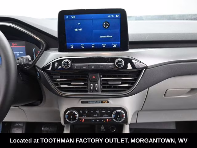 2024 Oxford White Ford Escape Active AWD SUV