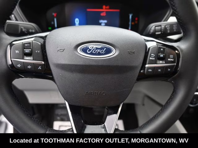 2024 Oxford White Ford Escape Active AWD SUV