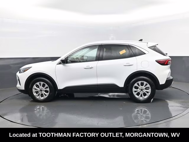 2024 Oxford White Ford Escape Active AWD SUV