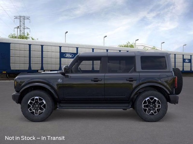 2026 Shadow Black Ford Bronco Outer Banks 4X4 SUV