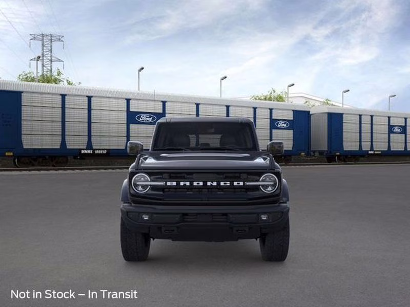 2026 Shadow Black Ford Bronco Outer Banks 4X4 SUV