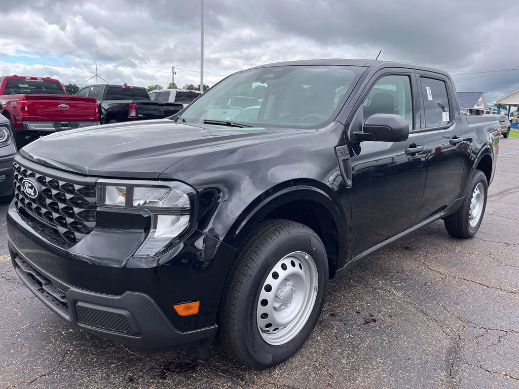 2026 Shadow Black Ford Maverick XL FWD Truck