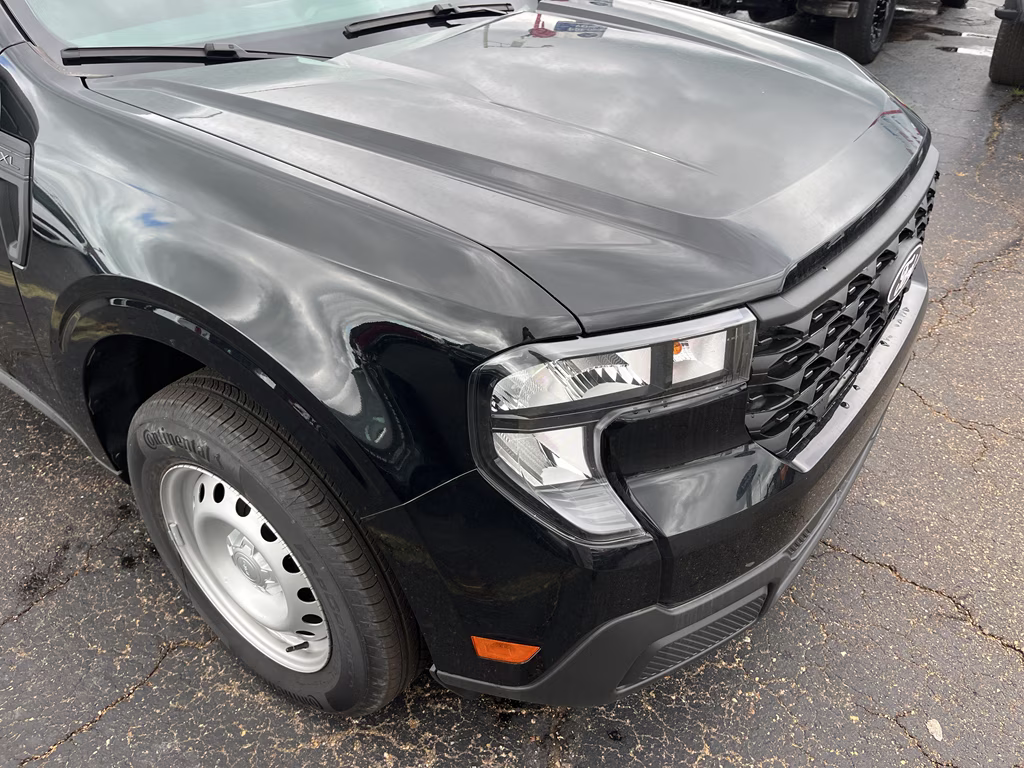 2026 Shadow Black Ford Maverick XL FWD Truck