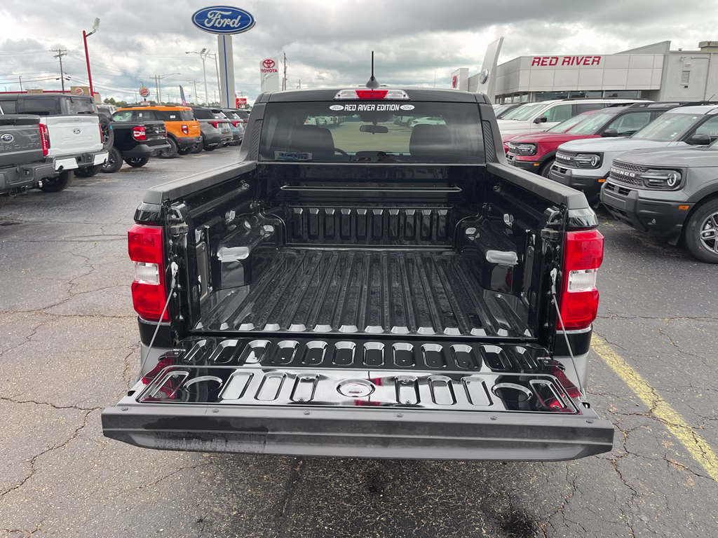 2026 Shadow Black Ford Maverick XL FWD Truck