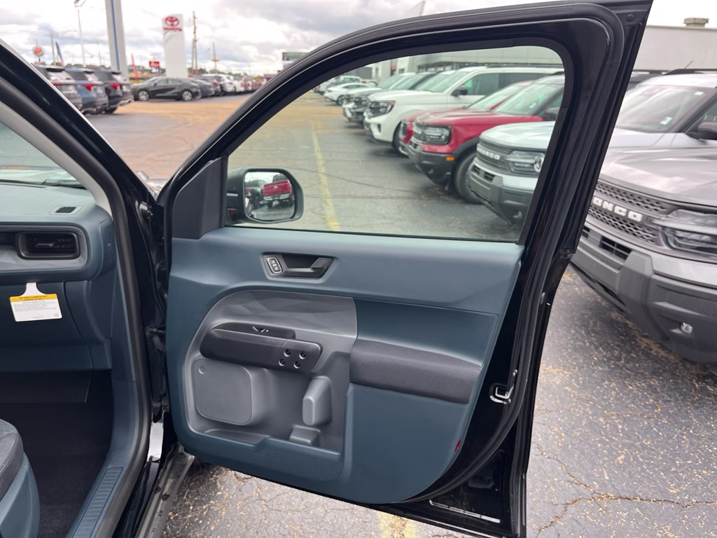 2026 Shadow Black Ford Maverick XL FWD Truck