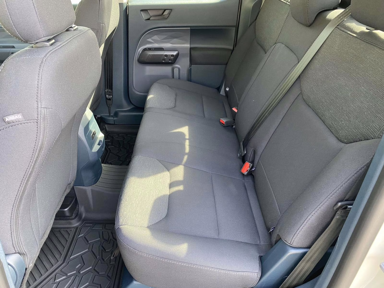 2025 Desert Sand Ford Maverick XL AWD Truck