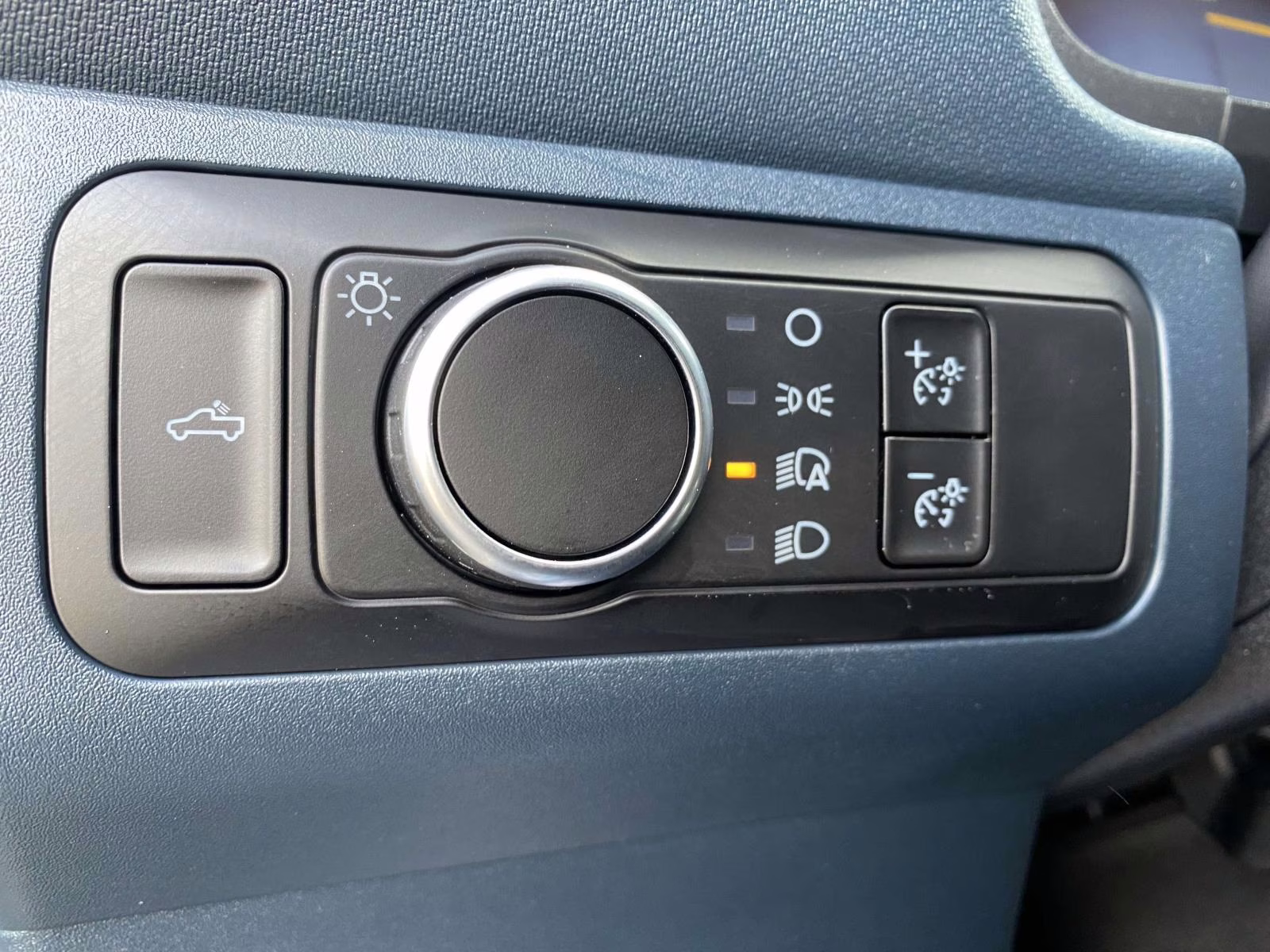 2025 Desert Sand Ford Maverick XL AWD Truck