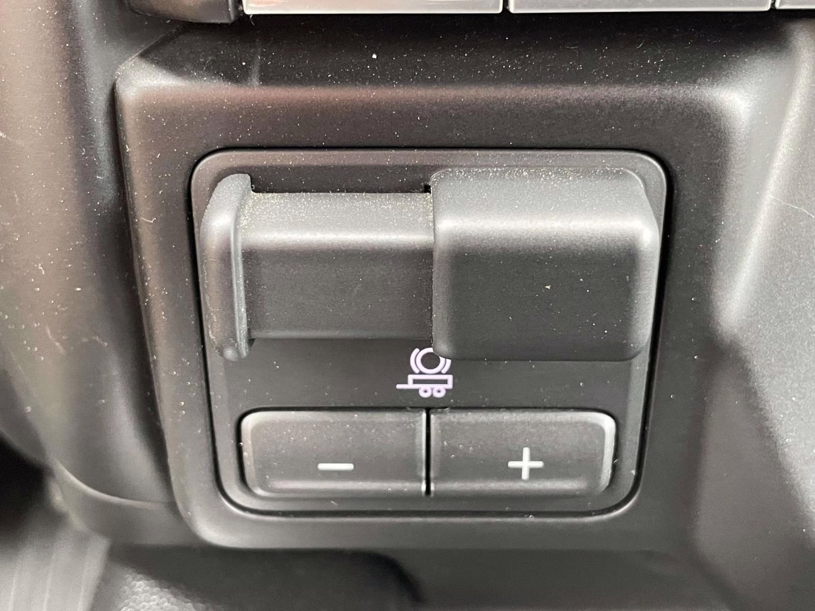 2020 Summit White Chevrolet Silverado 1500 RST 4X4 Truck