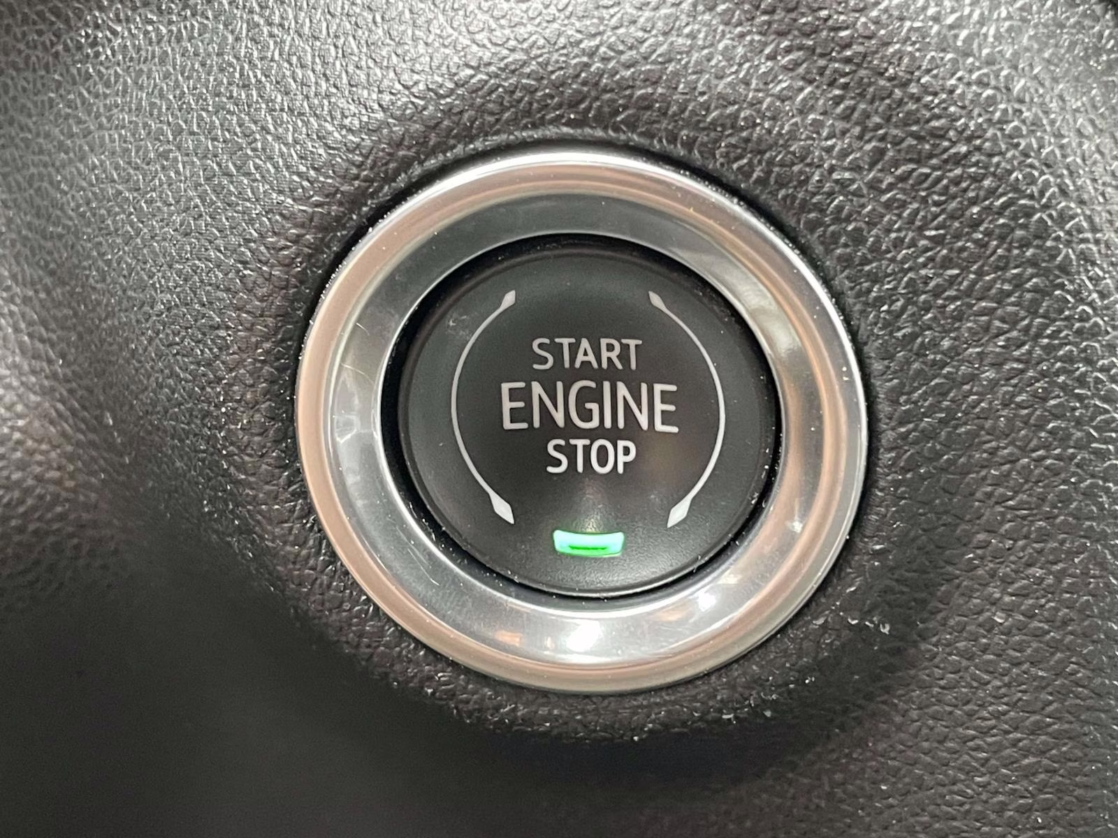 2020 Summit White Chevrolet Silverado 1500 RST 4X4 Truck