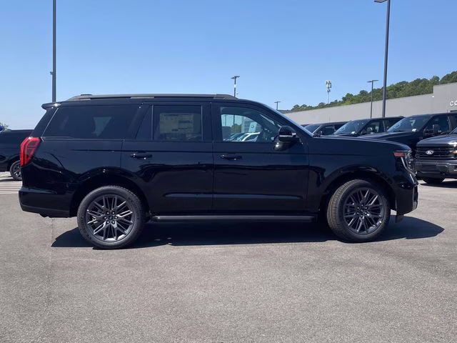 2026 Agate Black Metallic Ford Expedition Platinum 4X4 SUV
