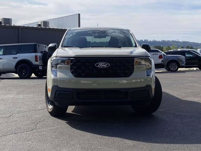2025 Desert Sand Ford Maverick XL AWD Truck