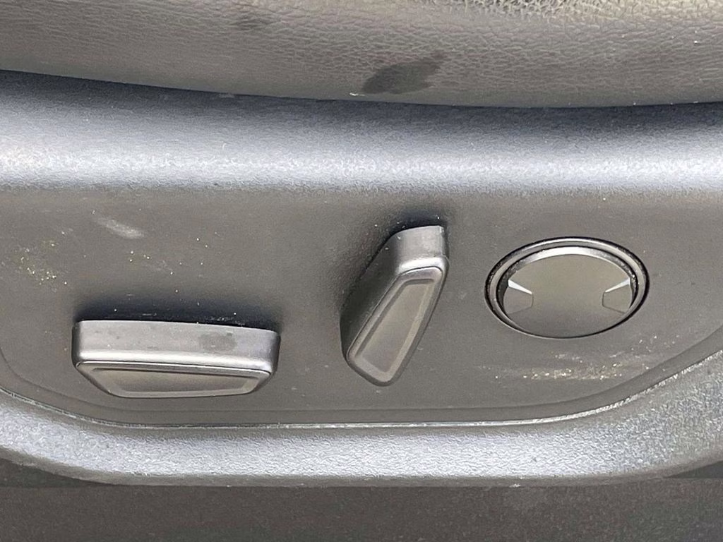 2020 Magnetic Ford F-150 Lariat RWD Truck