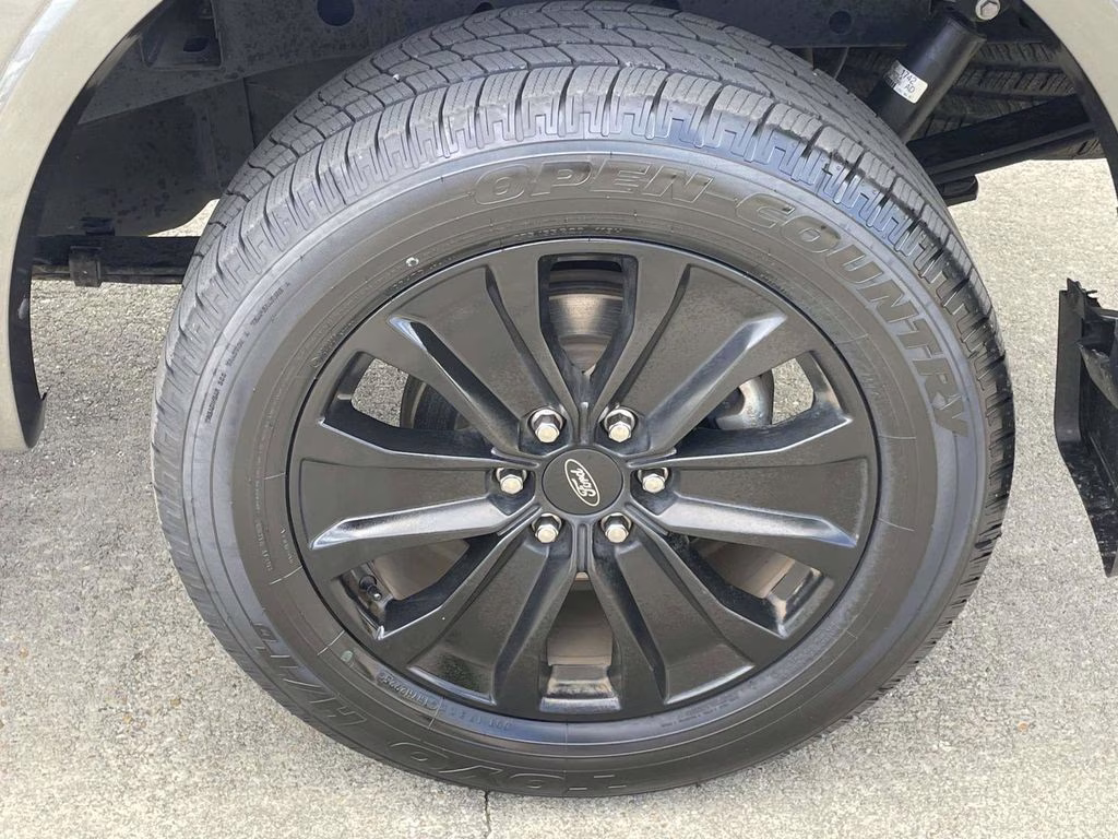 2020 Magnetic Ford F-150 Lariat RWD Truck