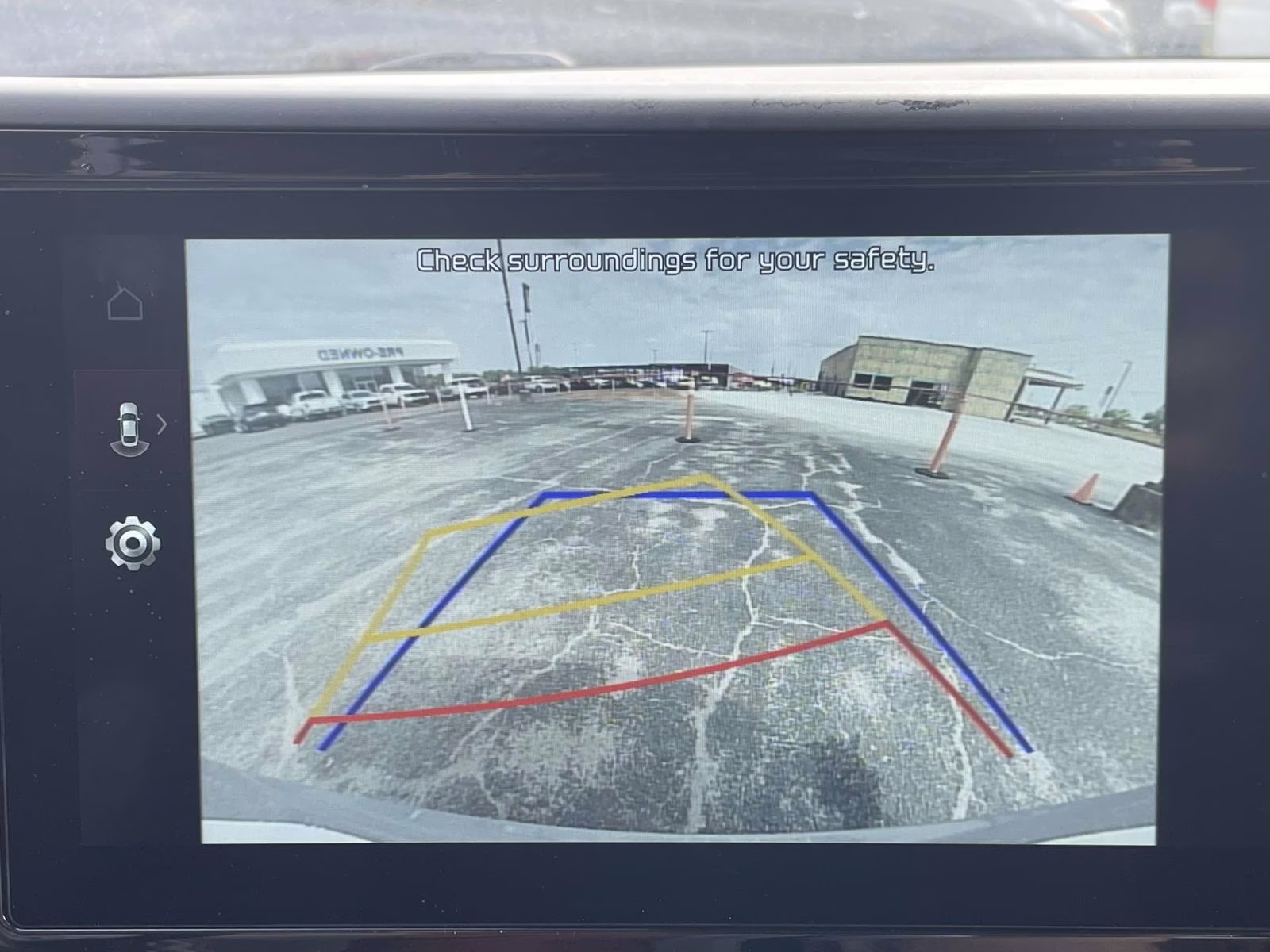 2024 Ceramic Silver Kia Carnival EX FWD Van