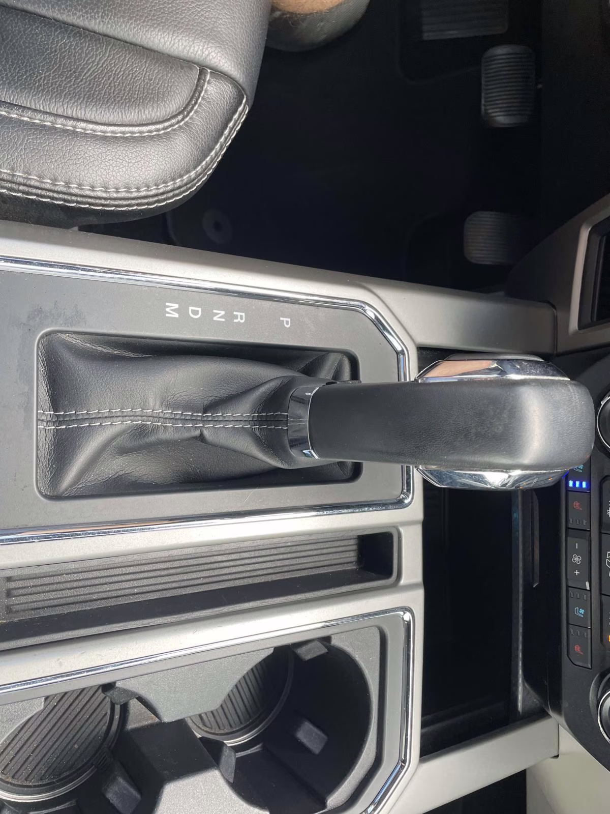 2020 Magnetic Ford F-150 Lariat RWD Truck