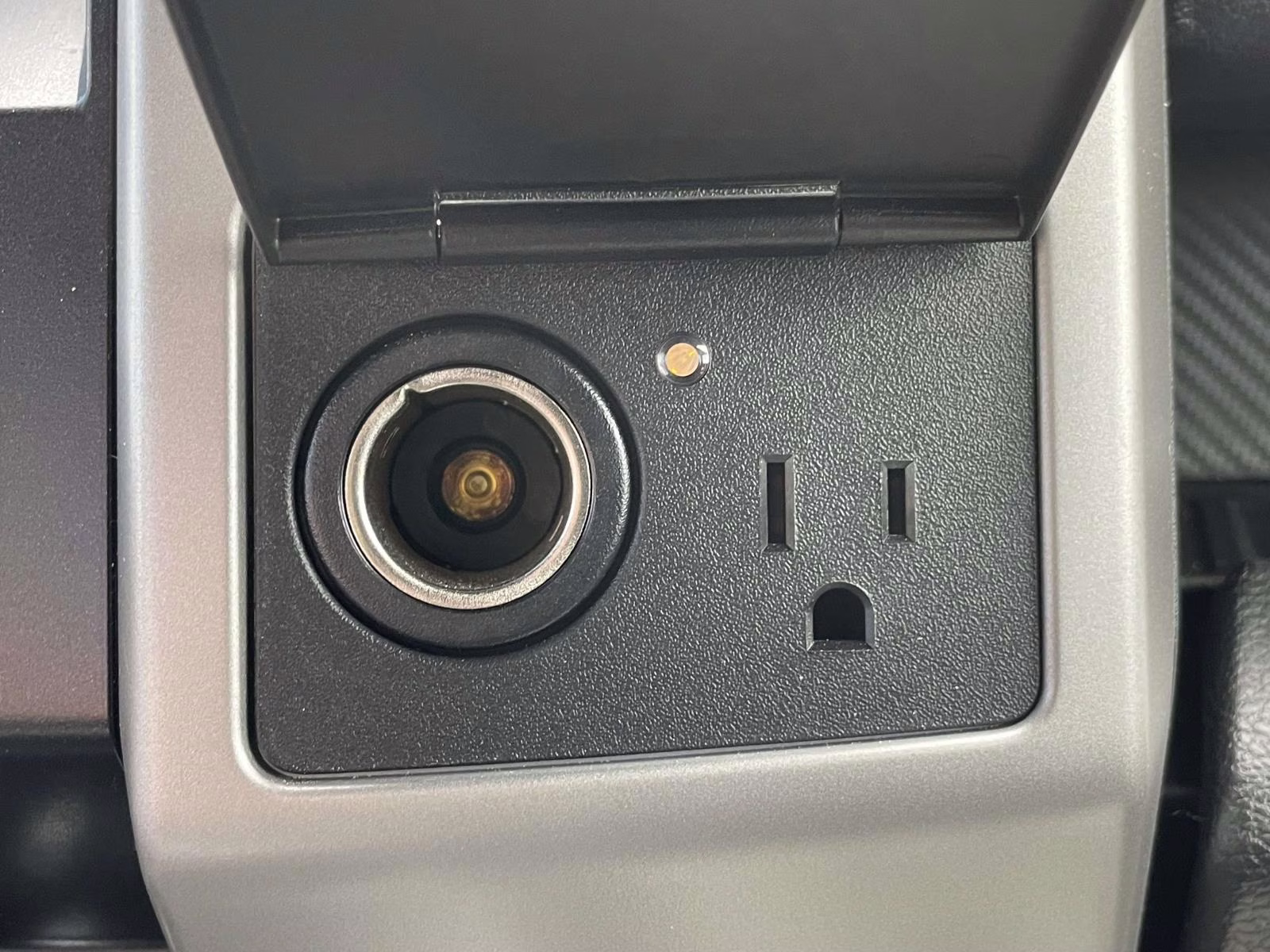 2020 Magnetic Ford F-150 Lariat RWD Truck