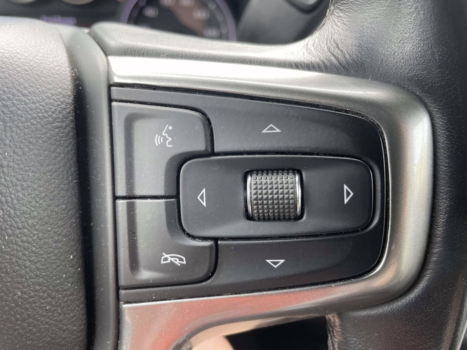 2020 Summit White Chevrolet Silverado 1500 RST 4X4 Truck