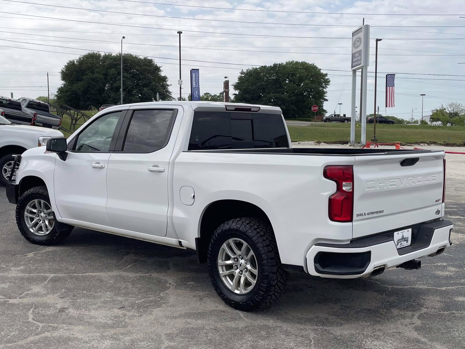 2020 Summit White Chevrolet Silverado 1500 RST 4X4 Truck