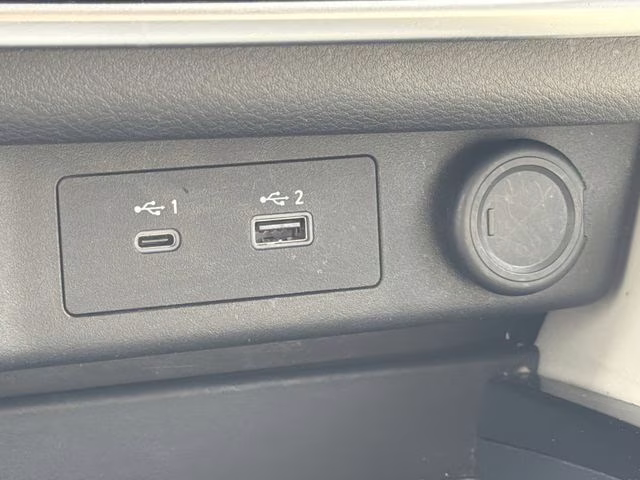 2023 Pearl White Tricoat Nissan Rogue SL FWD SUV