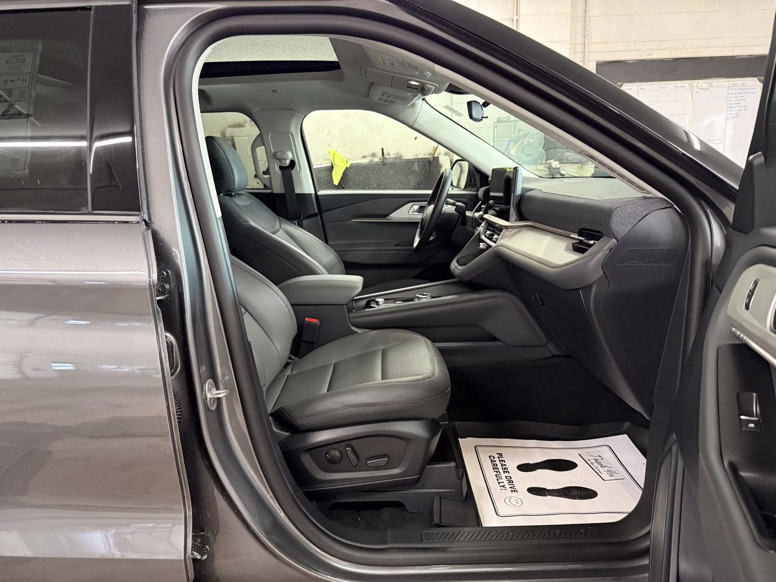 2026 Carbonized Gray Metallic Ford Explorer Active w/200A Pkg 4X4 SUV