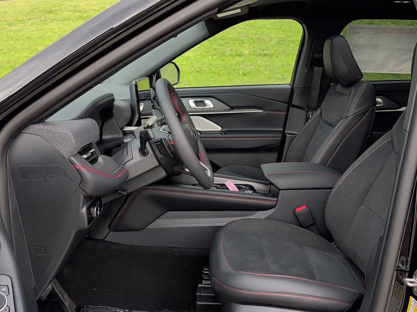 2026 Agate Black Metallic Ford Explorer ST 4X4 SUV