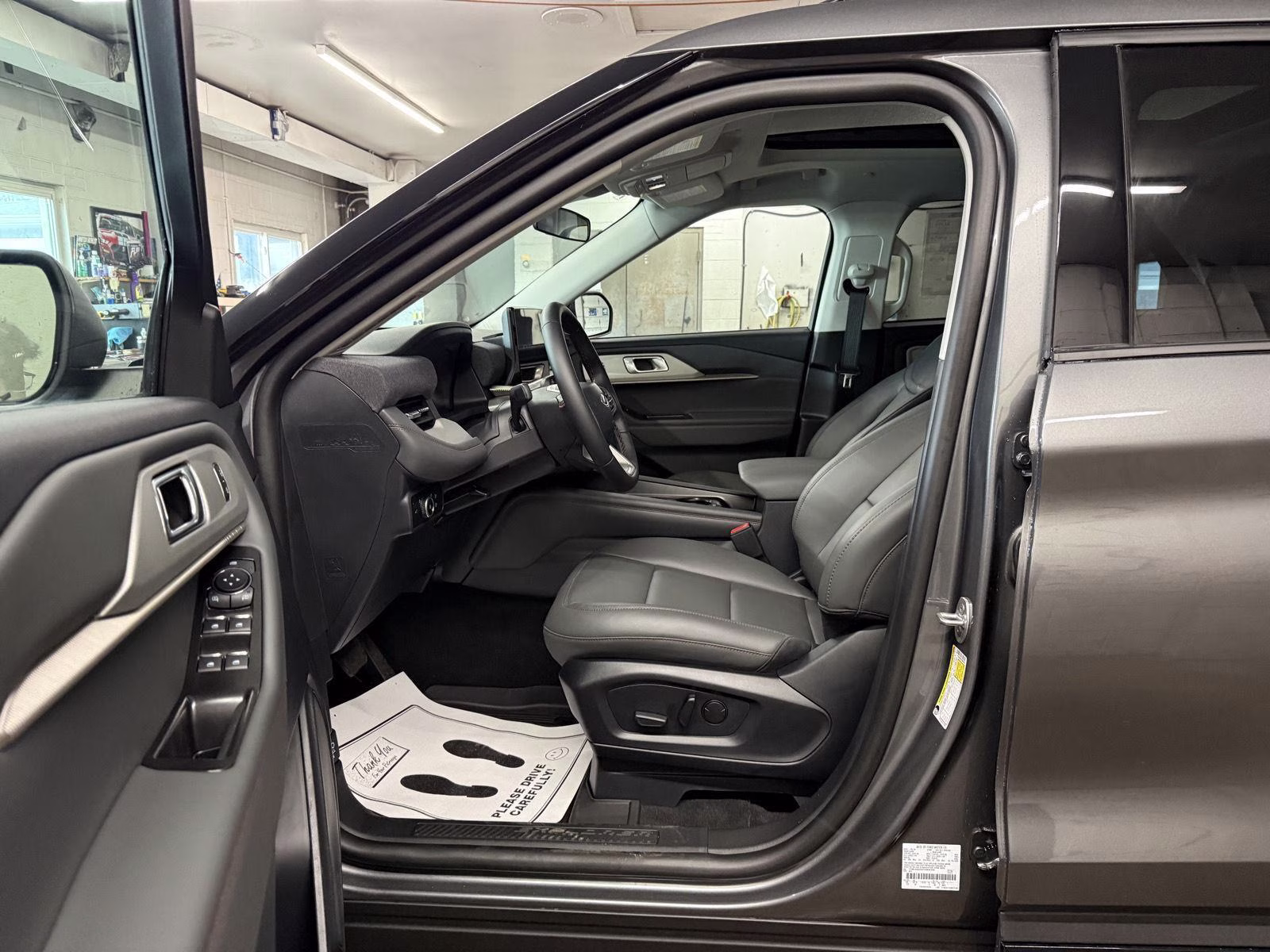 2026 Carbonized Gray Metallic Ford Explorer Active w/200A Pkg 4X4 SUV