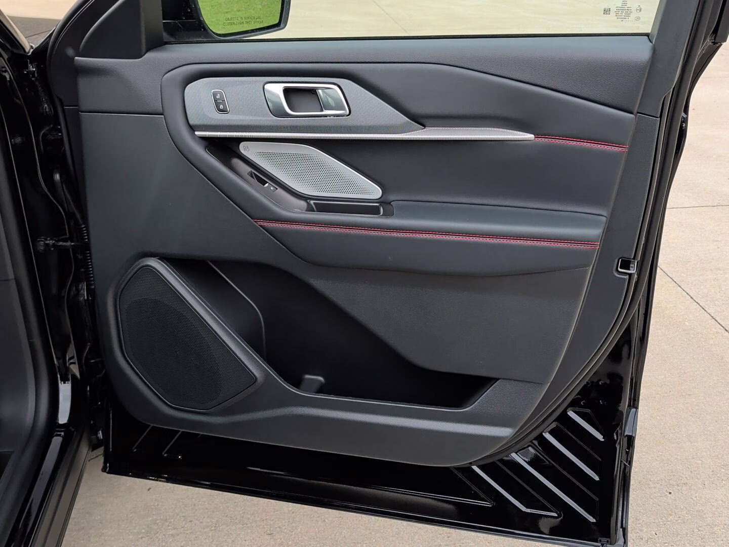 2026 Agate Black Metallic Ford Explorer ST 4X4 SUV