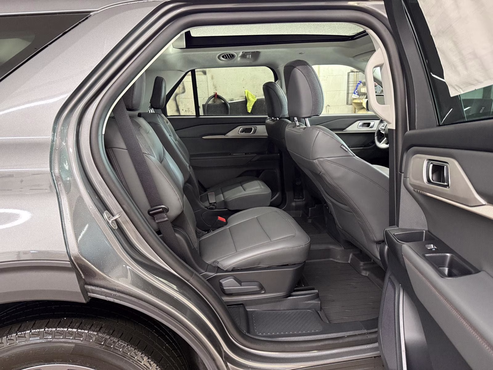 2026 Carbonized Gray Metallic Ford Explorer Active w/200A Pkg 4X4 SUV