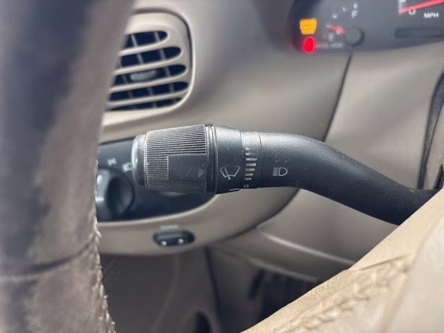 2001 Arizona Beige Clearcoat Metallic Ford F-150 XLT 4X4 Truck