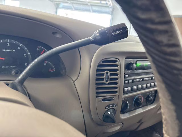 2001 Arizona Beige Clearcoat Metallic Ford F-150 XLT 4X4 Truck