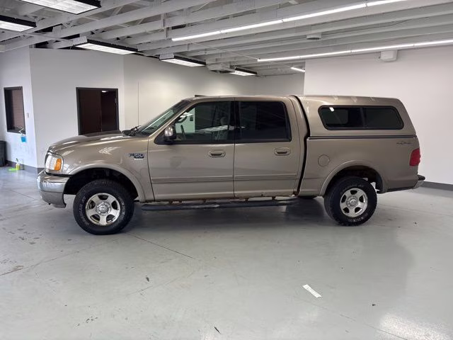 2001 Arizona Beige Clearcoat Metallic Ford F-150 XLT 4X4 Truck
