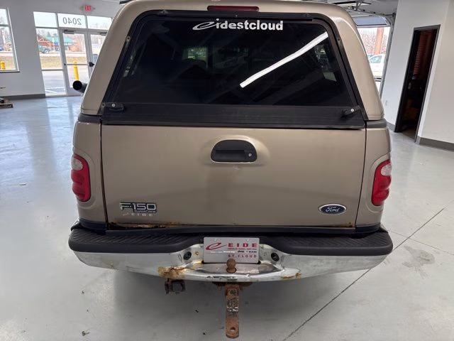 2001 Arizona Beige Clearcoat Metallic Ford F-150 XLT 4X4 Truck