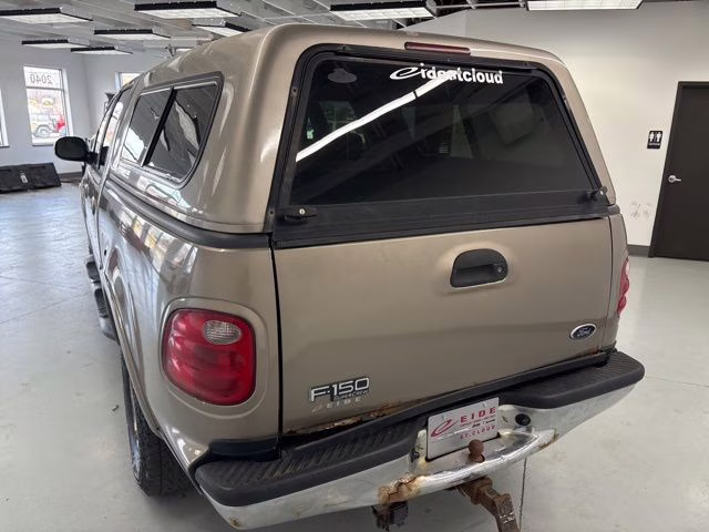 2001 Arizona Beige Clearcoat Metallic Ford F-150 XLT 4X4 Truck