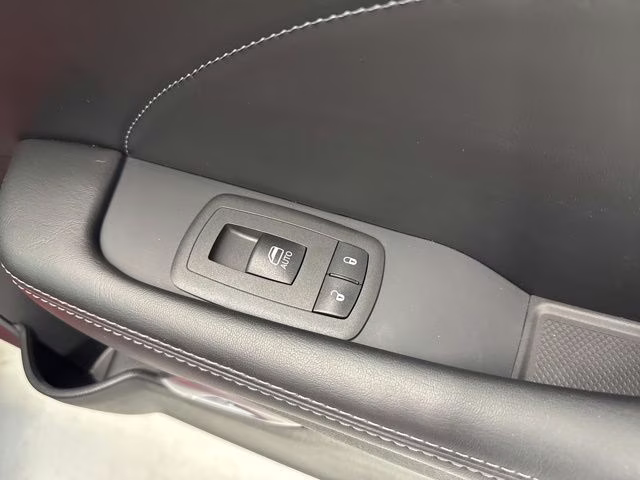 2023 Torred Clearcoat Dodge Challenger R/T Scat Pack RWD Coupe