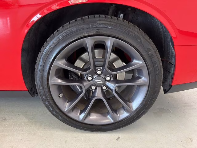 2023 Torred Clearcoat Dodge Challenger R/T Scat Pack RWD Coupe