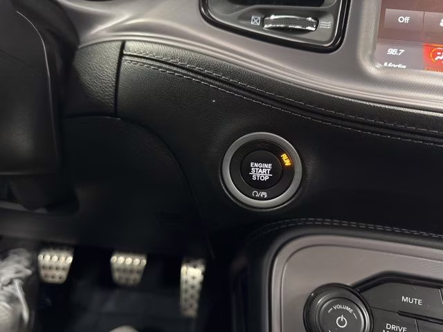 2023 Torred Clearcoat Dodge Challenger R/T Scat Pack RWD Coupe