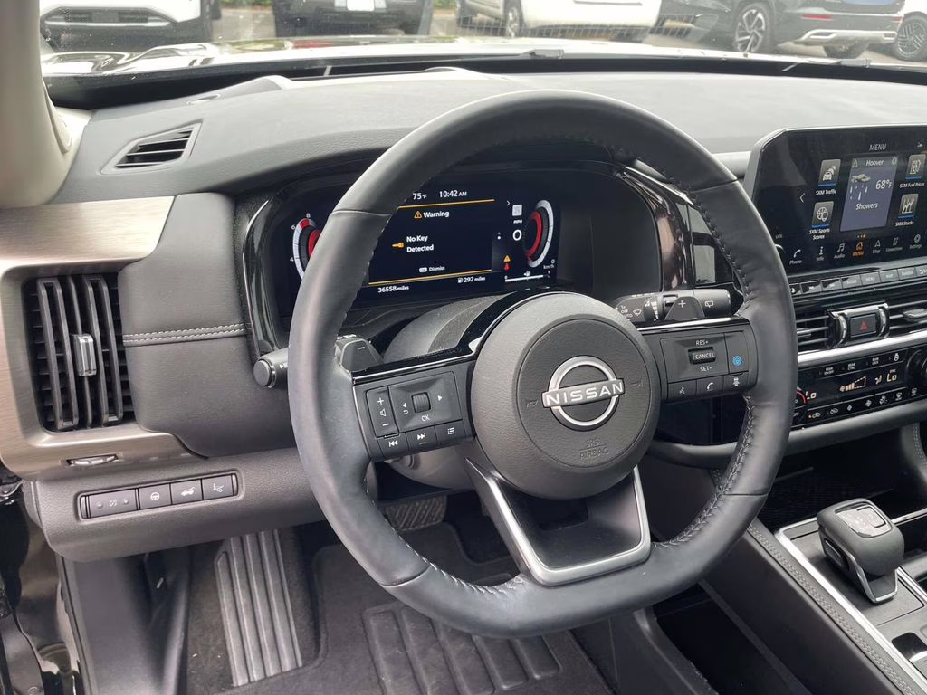 2024 Super Black Nissan Pathfinder Platinum FWD SUV