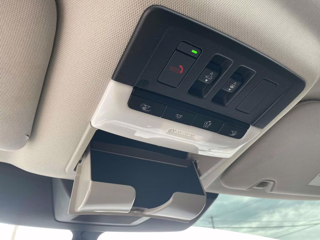 2024 Super Black Nissan Pathfinder Platinum FWD SUV