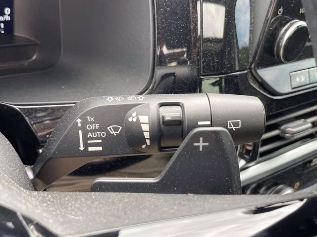 2024 Super Black Nissan Pathfinder Platinum FWD SUV