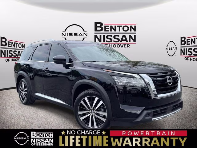 2024 Super Black Nissan Pathfinder Platinum FWD SUV