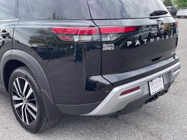 2024 Super Black Nissan Pathfinder Platinum FWD SUV