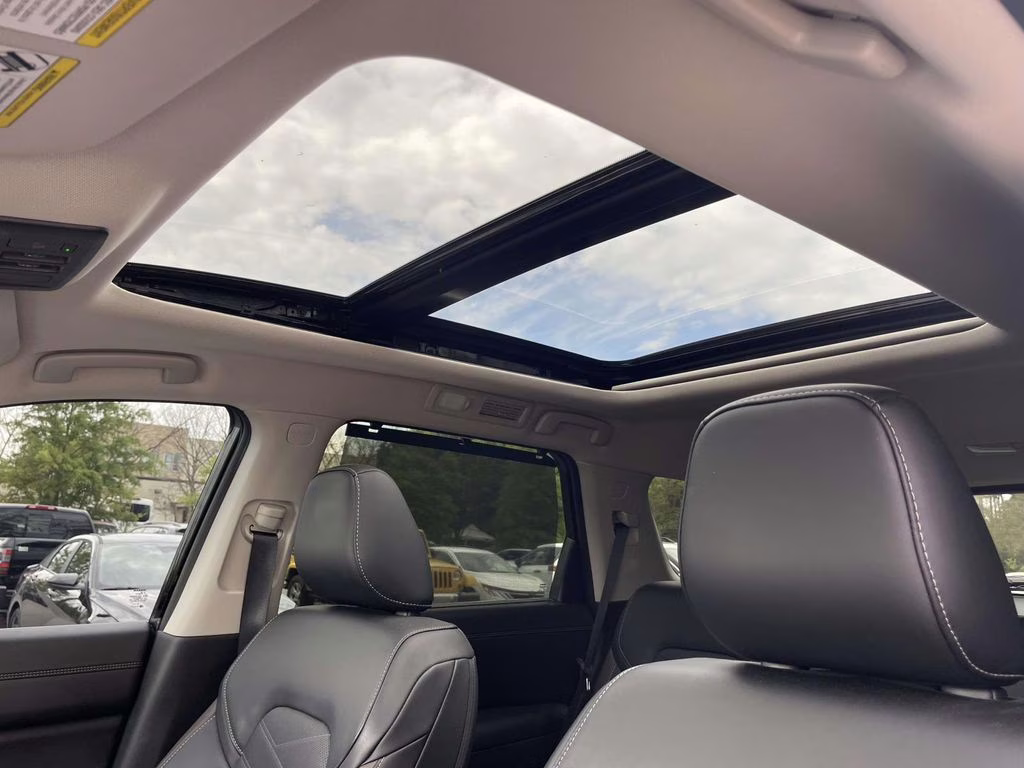 2024 Super Black Nissan Pathfinder Platinum FWD SUV