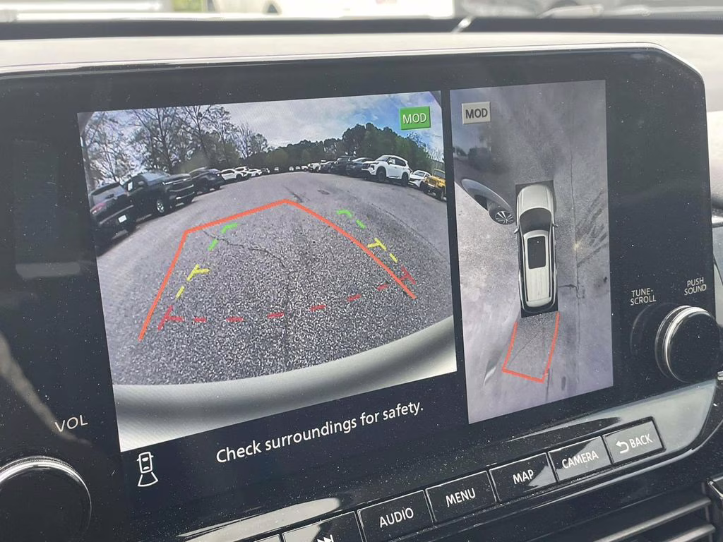 2024 Super Black Nissan Pathfinder Platinum FWD SUV