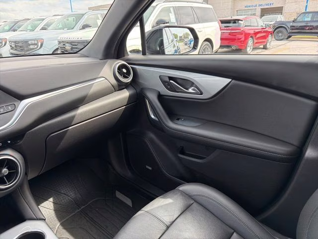 2022 Black Chevrolet Blazer LT AWD SUV