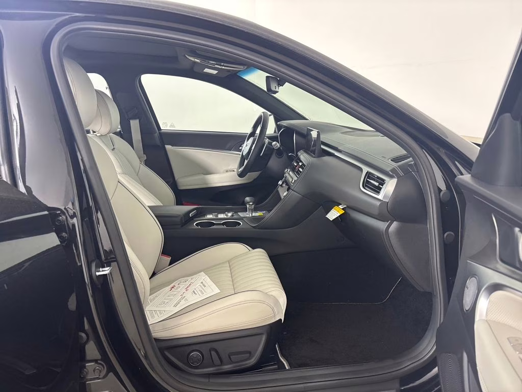 2026 Vik Black Genesis G70 3.3T Sport Prestige RWD Sedan