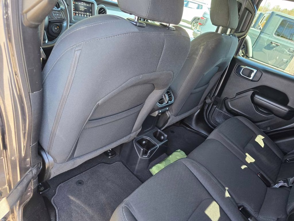 2021 Granite Crystal Metallic Clearcoat Jeep Gladiator Sport 4X4 Truck